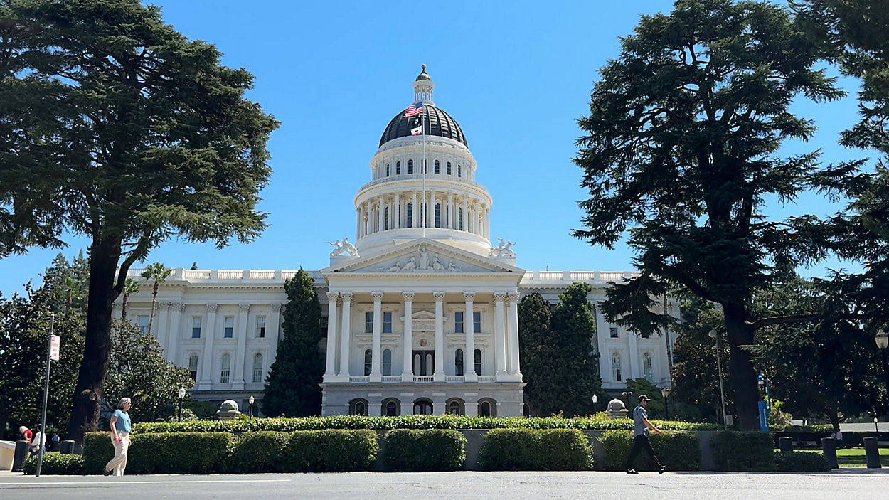 California_Sacramento_Capitol_Building_CA_DP